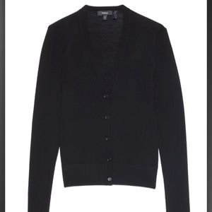 Theory black cardigan in light weigh wool - sz L
